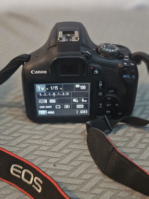Canon EOS 2000D camera like new