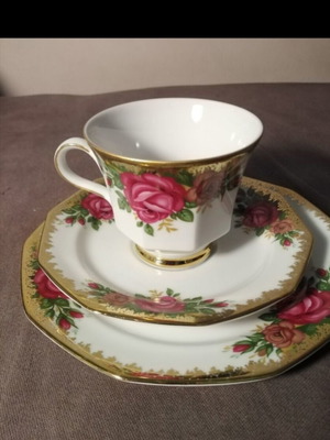 Winterling Bavaria antique tea set trio