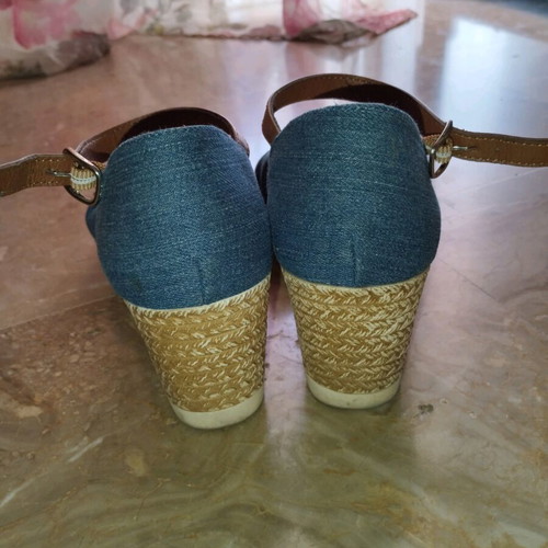 Street Shoes denim sandals with embroidered flowers size 38 used