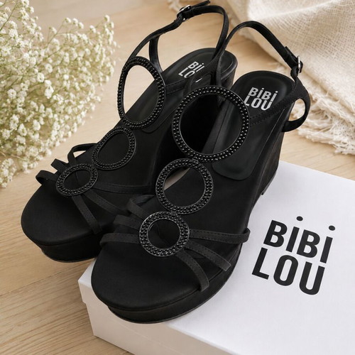 Bibi Lou black platform sandals size 41 like new