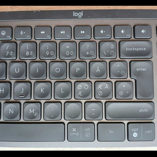 Logitech MX Keys S keyboard like new, QWERTY layout