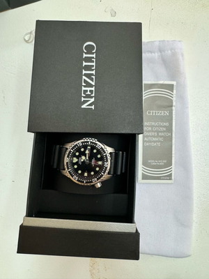 Citizen men's black watch like new