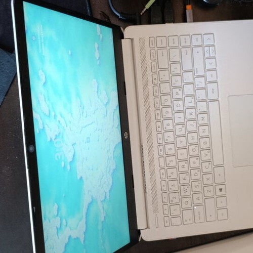 Hp laptop 14" like new