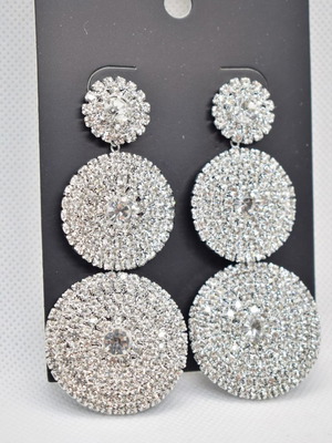 Earrings in silver color with stones new