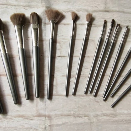 Makeup brushes like new, set of 14 pieces