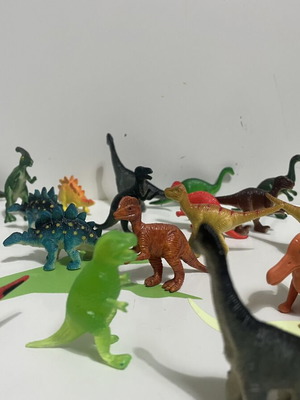 Small dinosaur figures for collection