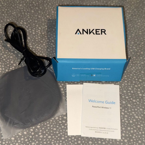 Anker 10W Wireless Charger like new