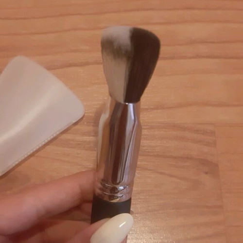 Mac 125s makeup brush new, large face brush