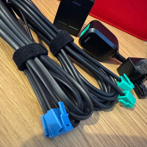 Cable set new with 3 Ethernet cables, 2 phone cables and 2 splitters