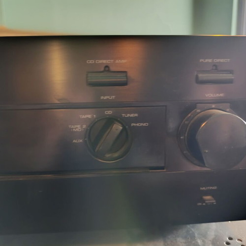 Yamaha stereo amplifier