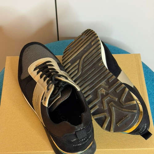 Renato Garini women's sneakers size 38 like new, black with gold