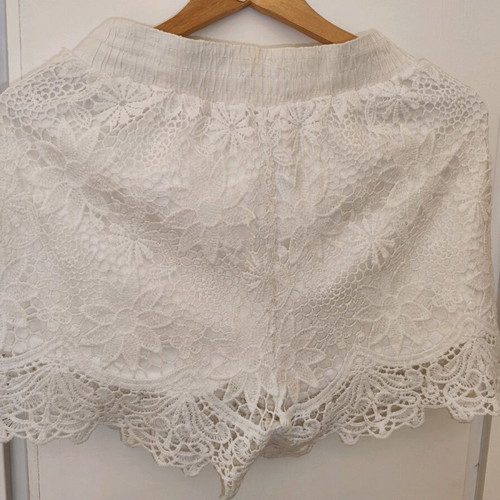White shorts with lace used, size medium