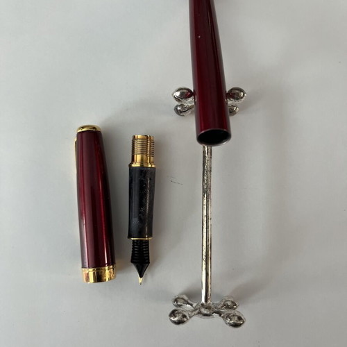 Parker Sonnet pen with gold nib used, needs ink cartridge