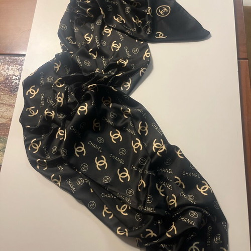 Authentic Chanel Paris scarf like new, black