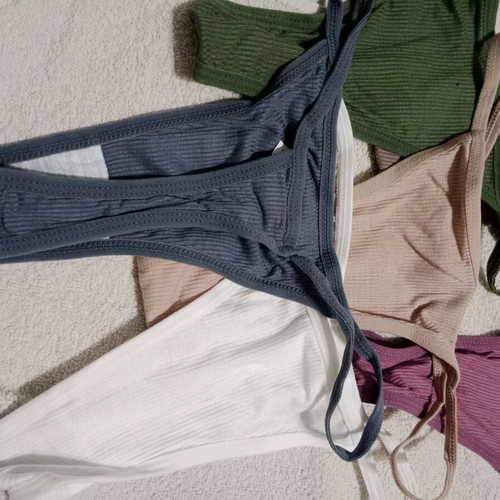 String 6 pieces new, multicolor, size small, unworn