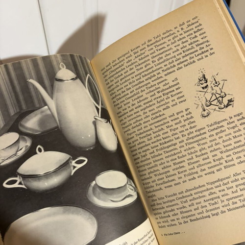 Kochbuch used, German cookbook with yellowed pages