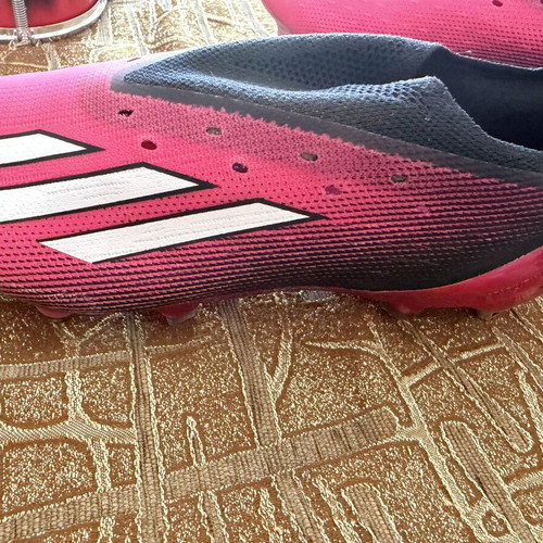 Adidas football shoes size 43.5 like new, black and pink