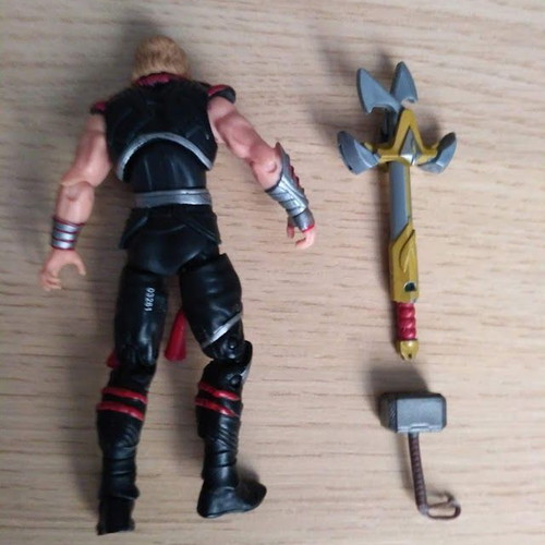 Thor & Loki (2 figures), Marvel/Hasbro, in excellent condition, package 12€