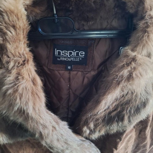 Women’s fur jacket like new, size 40, beige brown