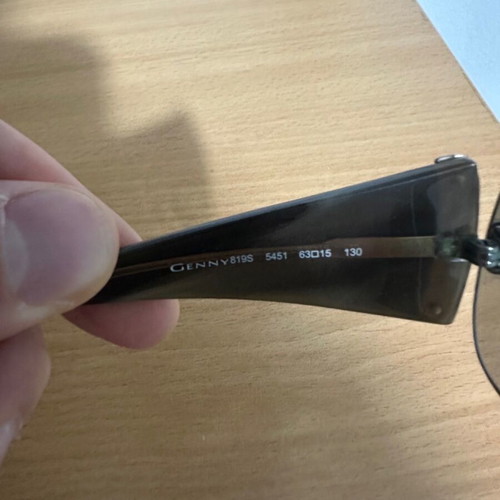 Genny sunglasses used in good condition