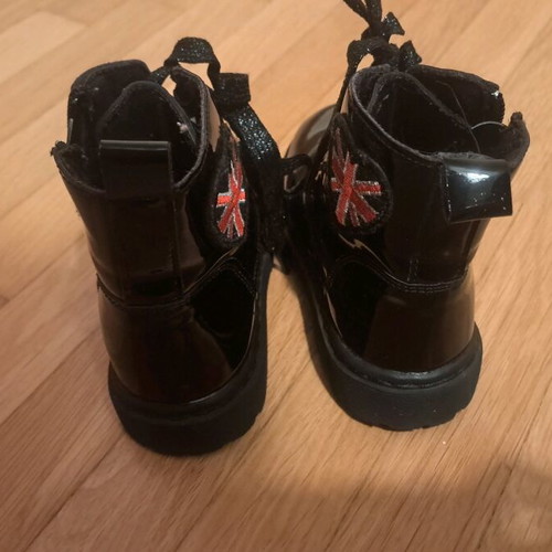 Children's boots new, size 27, black