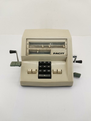 Facit Model 1004 calculator used, functional, from 1960