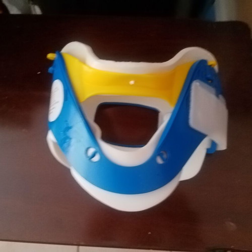 Children's adjustable Philadelphia cervical collar medical aid