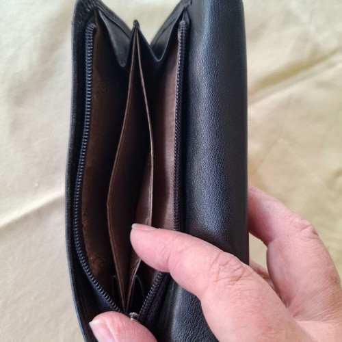 Bodenschatz leather wallet, black, genuine soft leather