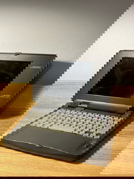 Compaq Contura Aero 4/33C