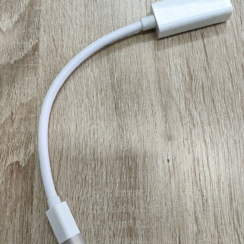 Display port male to HDMI female converter