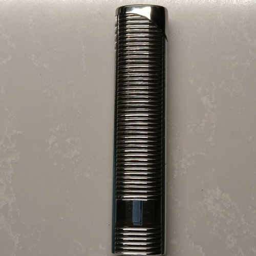 Ronson VARAFLAME piezoelectric lighter like new, slim