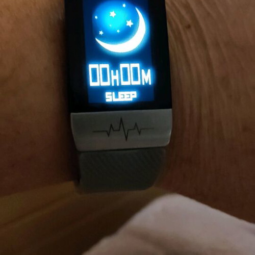 Smart watch like new with heart rate monitoring