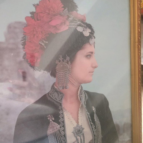 Framed art like new