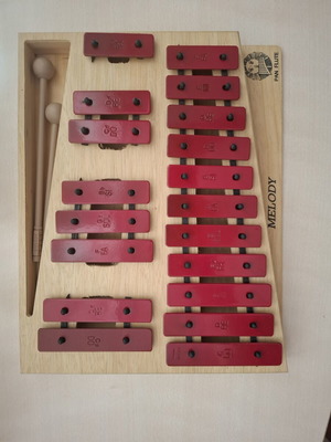 Xylophone Philippos Nakas with protective case and carrying bag