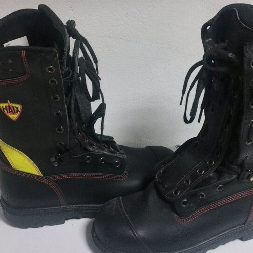 Haix fire boots like new no 43