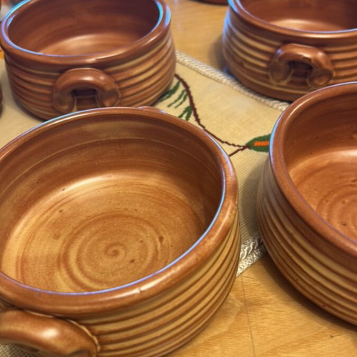 Heat-resistant ceramics like new, 6 small casseroles, 6 small glasses, 1 carafe