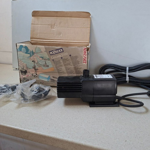 Hozelock Cascade 1500 Fountain and Waterfall Pump new in box