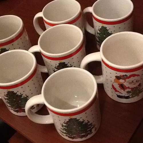 Christmas Mugs new, set of 7 with festive decoration