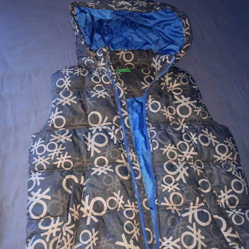 Benetton sleeveless jacket for boys like new, gray and blue