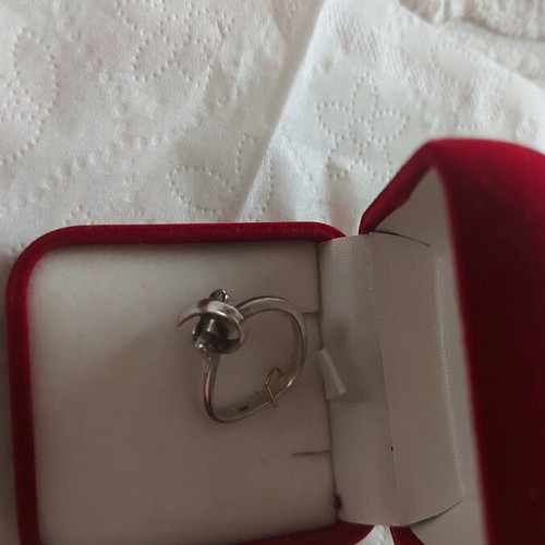 Silver ring used, discreet and beautiful No 7