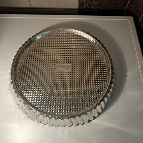 Vintage Kaiser 30 cm metal tart and flan pan new