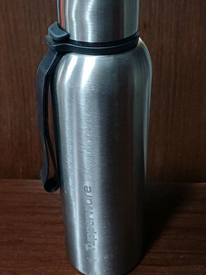 Tupperware Thermos 700ml new