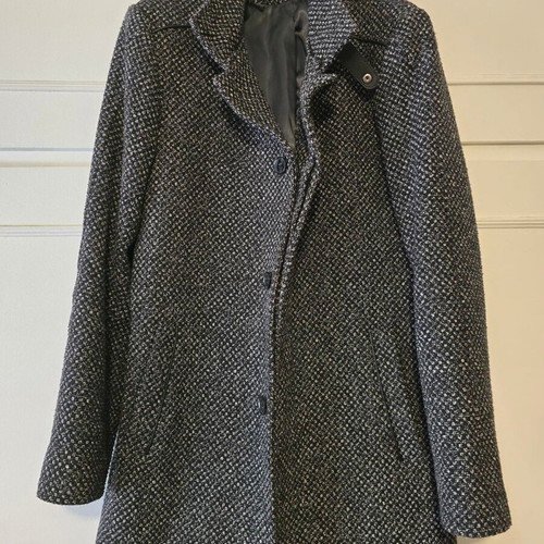 Vittorio men's coat like new, size 52, black and gray