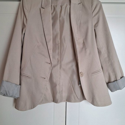 Stradivarius beige blazer used, size S