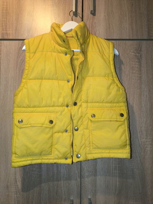 Yellow H&M vest like new, size L