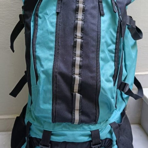 Maori Monterray 85L hiking backpack like new, petrol color