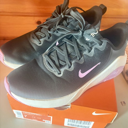 Nike Air Zoom Bella 7 athletic shoes size 38 used, black and pink