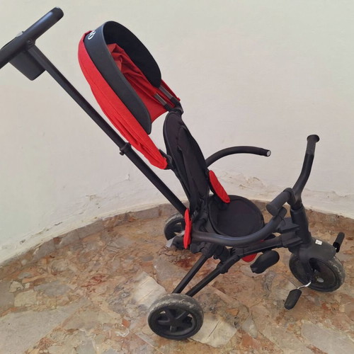 Tricycle bike with foldable frame for toddlers