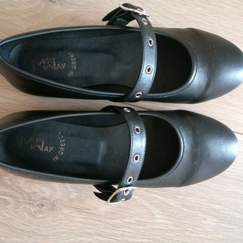 Girls' ballerinas like new, size 37-38, black