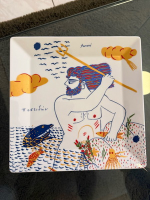 Decorative porcelain plate “Poseidon” by Alekos Fasianos like new